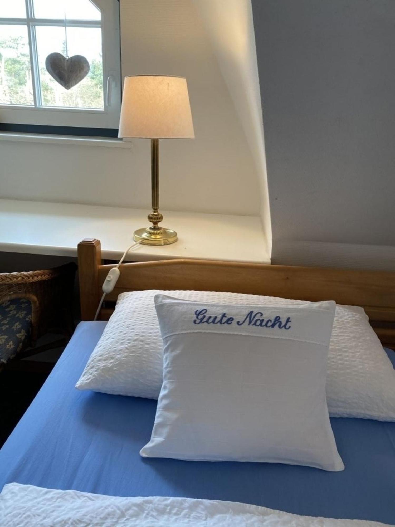 Ferienwohnung Nr 02 Og Spitzboden Born Exteriér fotografie
